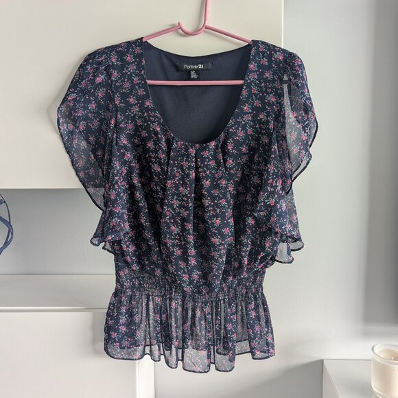 Cute floral peplum top - Picture 1 of 5